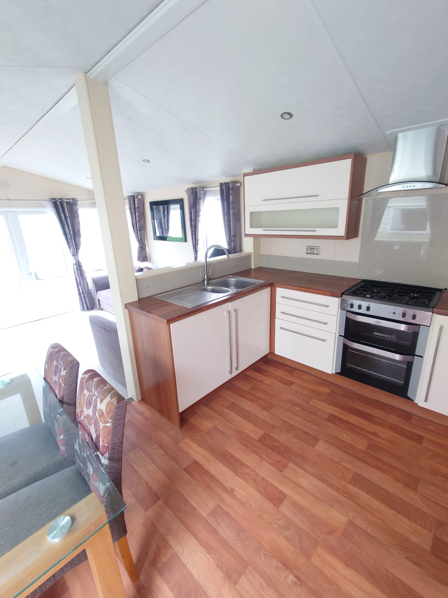 Sherborne 38x12 2 Beds (2012)