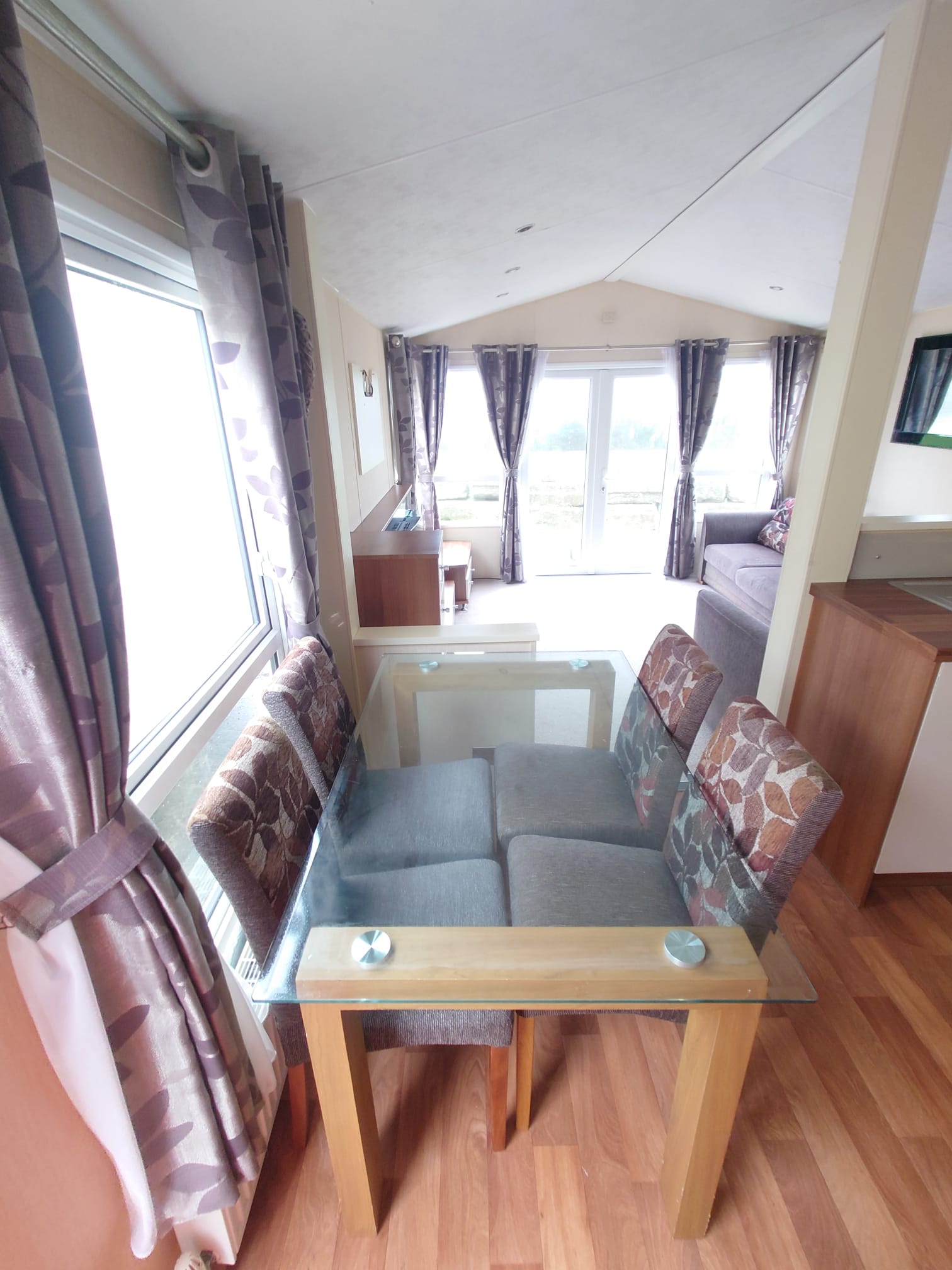 Sherborne 38x12 2 Beds (2012)