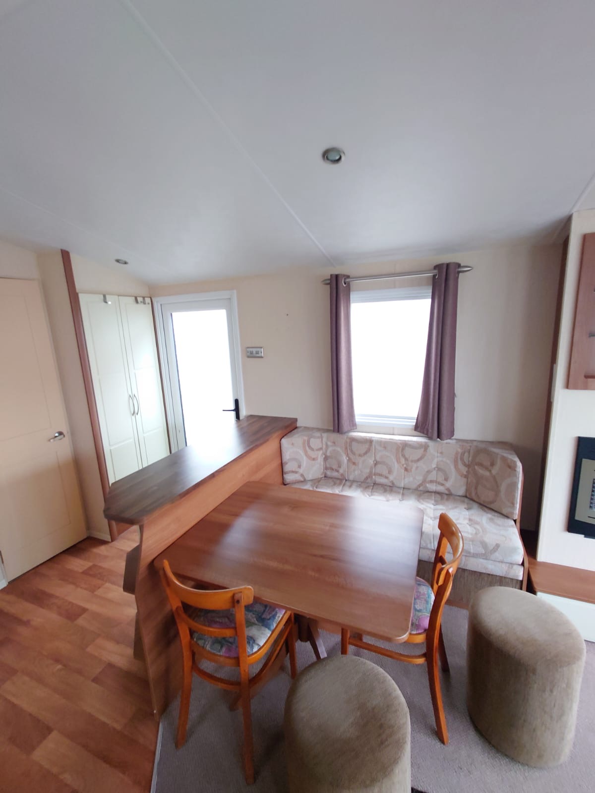 Rio 32x12 2 Beds (2012)