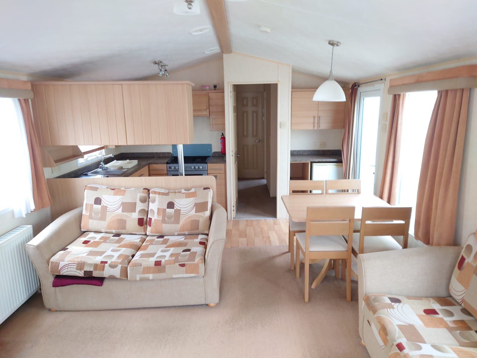 Salisbury 35x12 2 Beds (2008)
