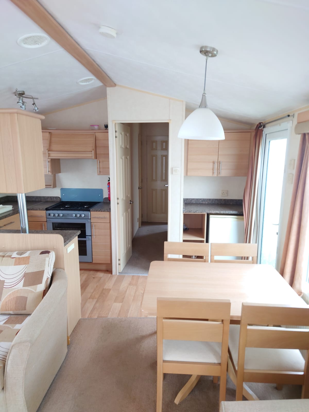 Salisbury 35x12 2 Beds (2008)