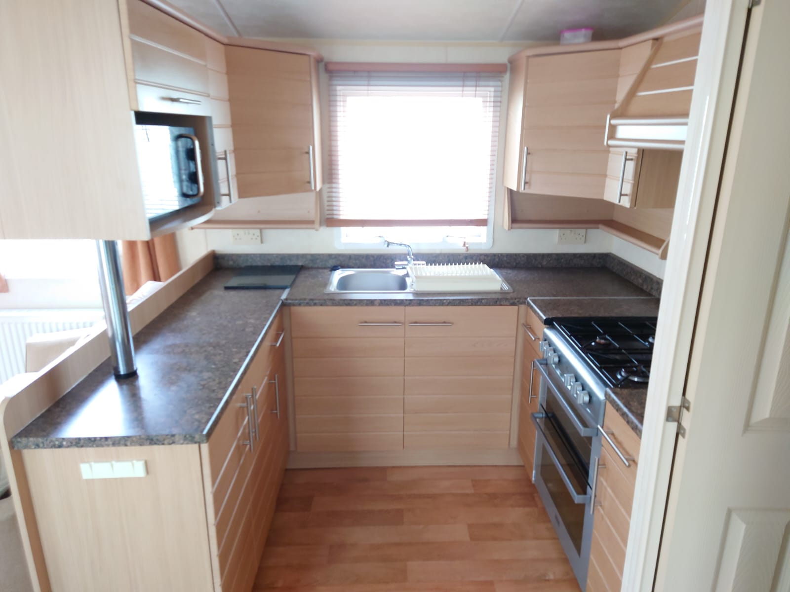 Salisbury 35x12 2 Beds (2008)