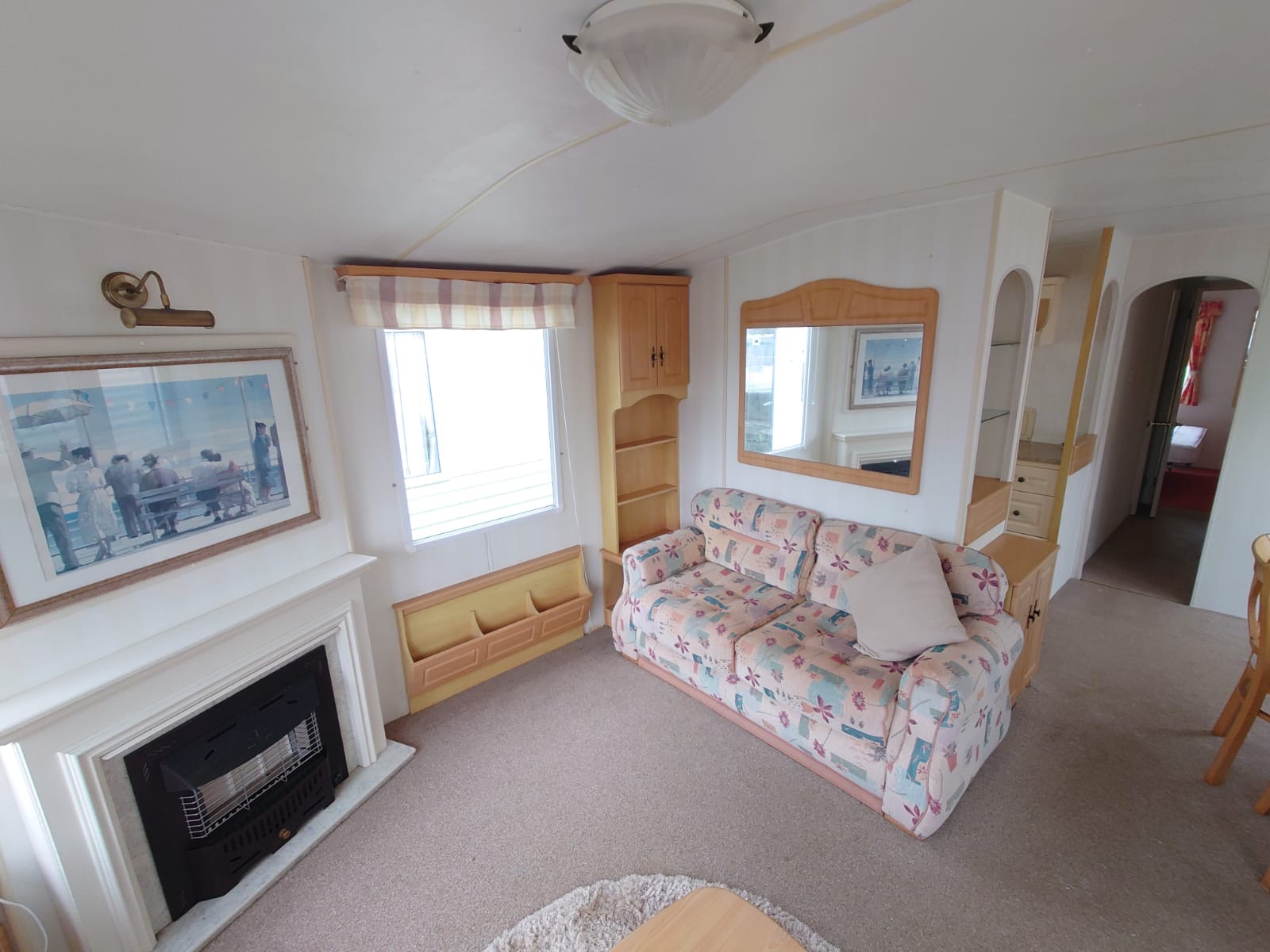 Amethyst 32x12 2 Beds (2004)