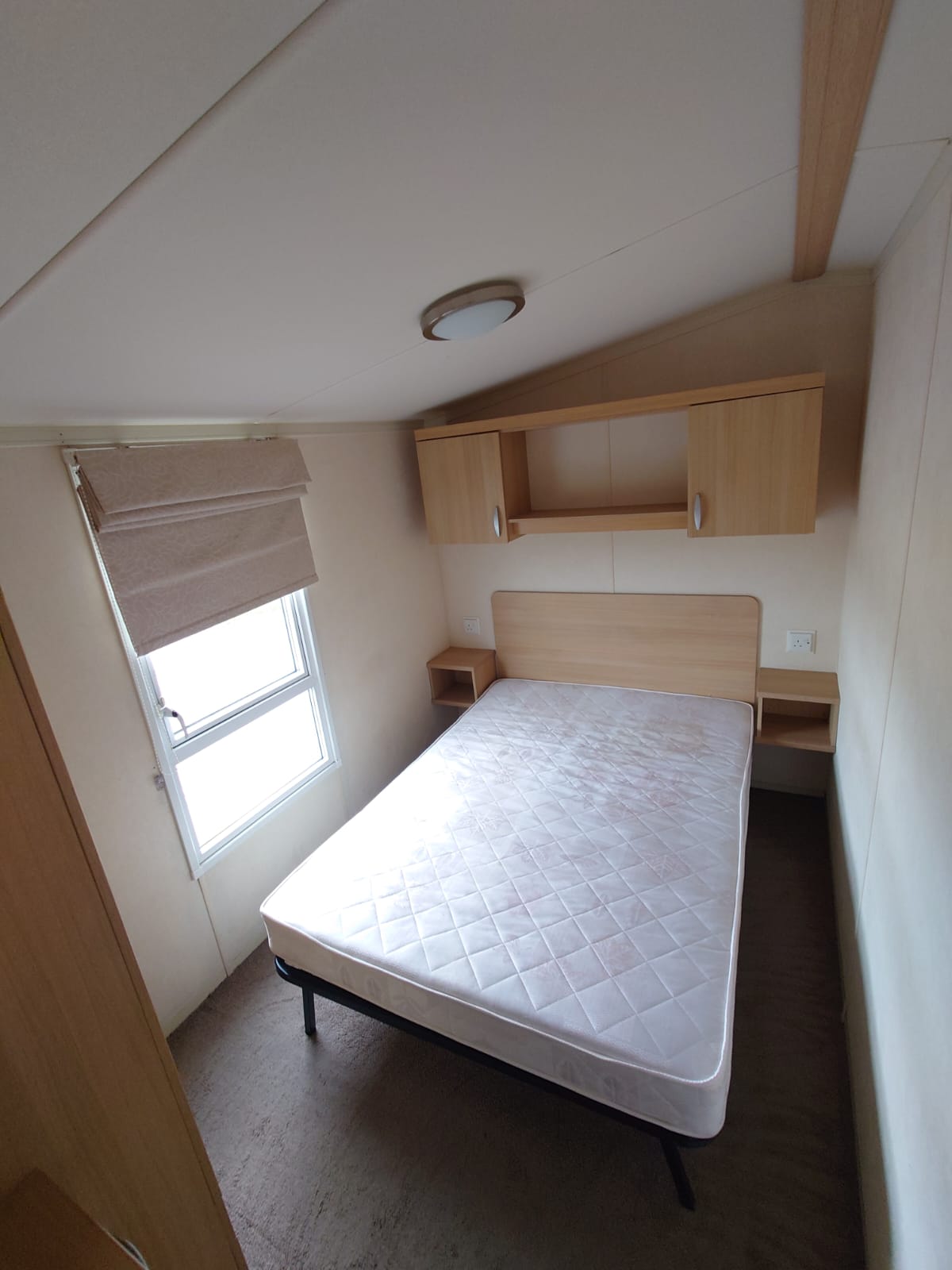 Burgundy 32x12 2 Beds (2011)