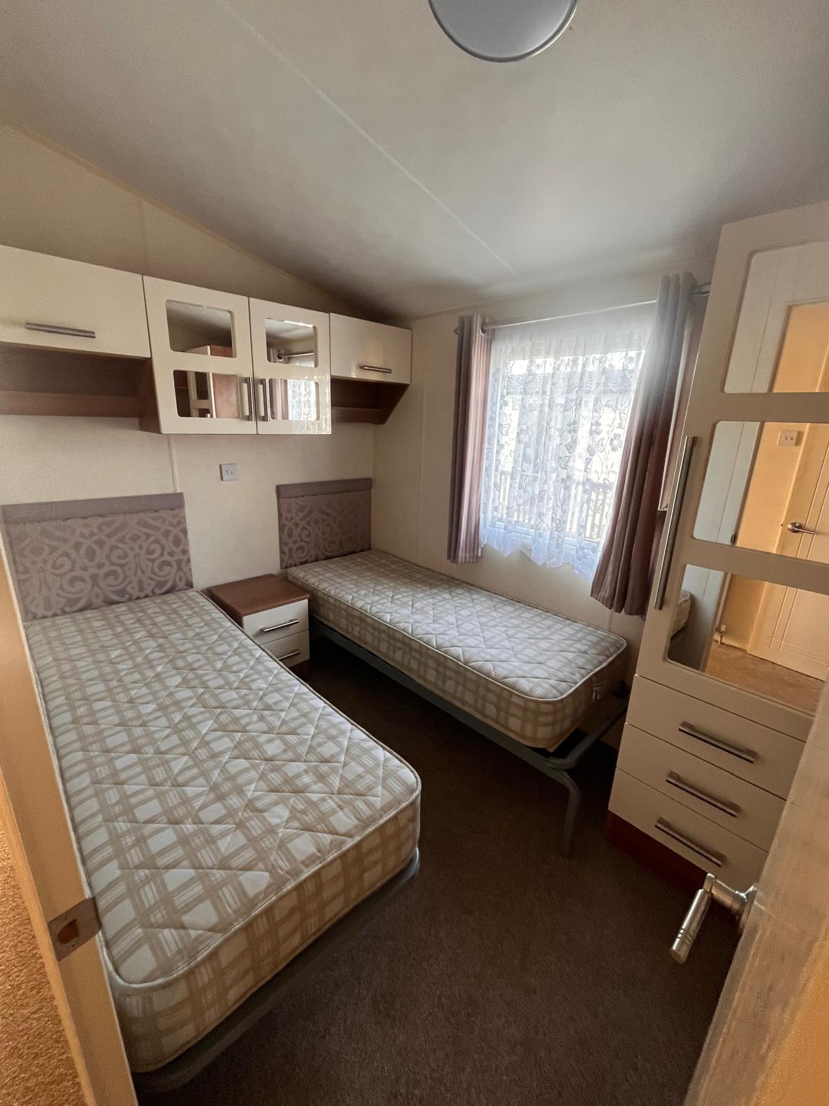 Aspen 37x12 2 Beds (2012)