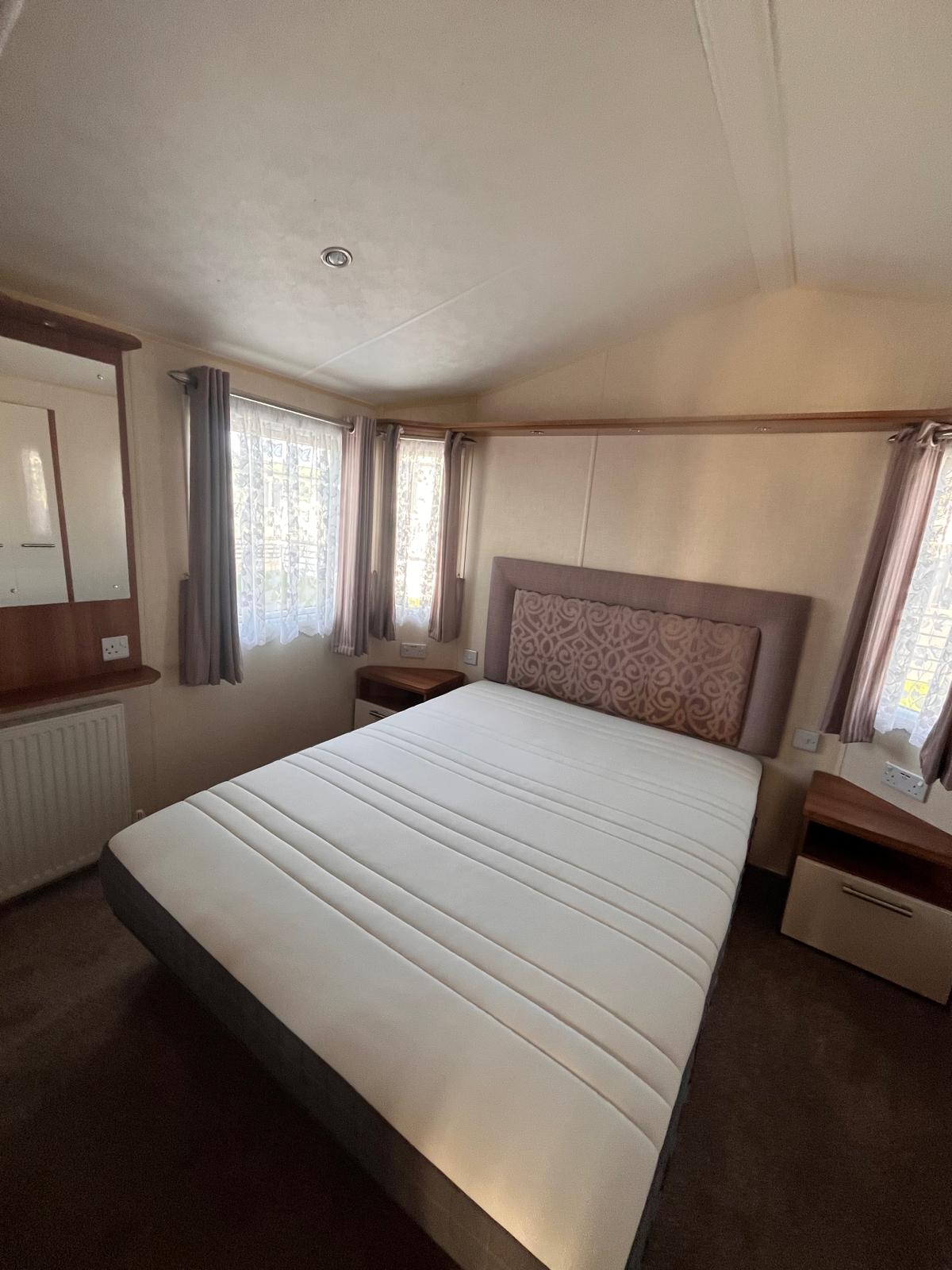 Aspen 37x12 2 Beds (2012)