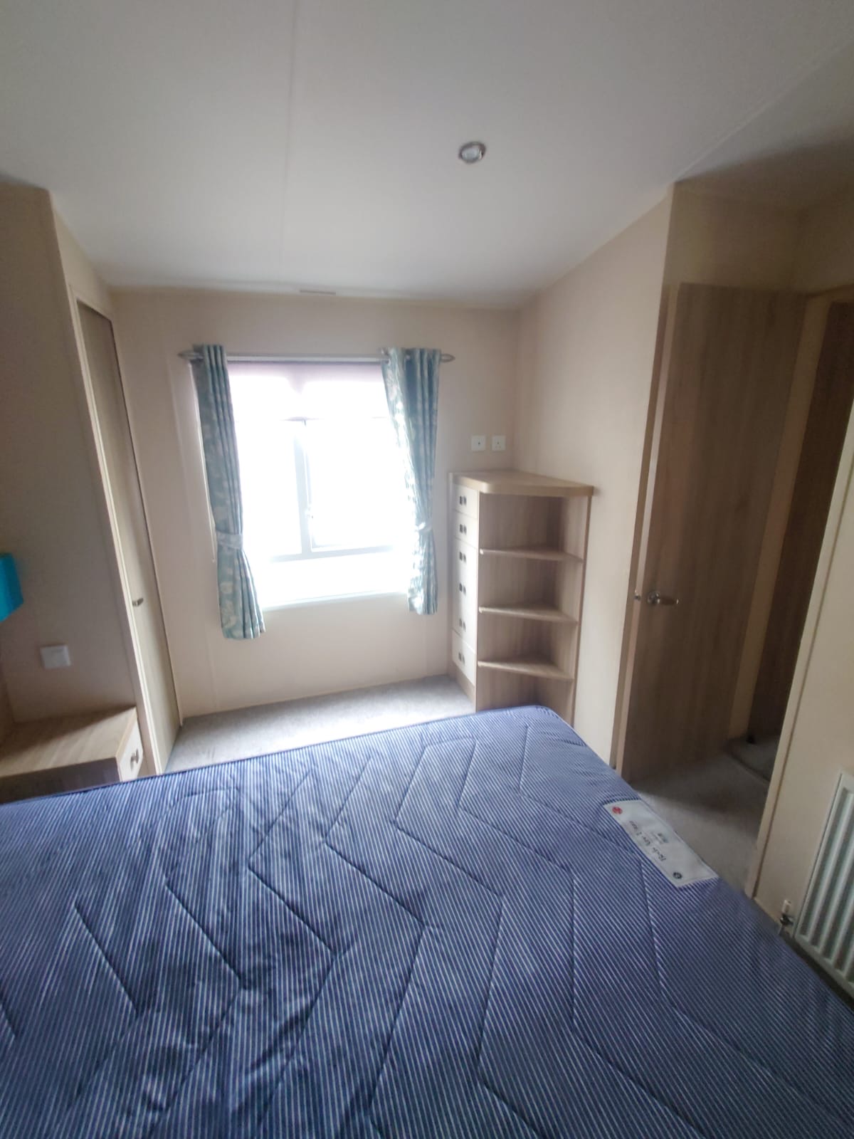 Sheraton 38x13 2 Beds (2014)